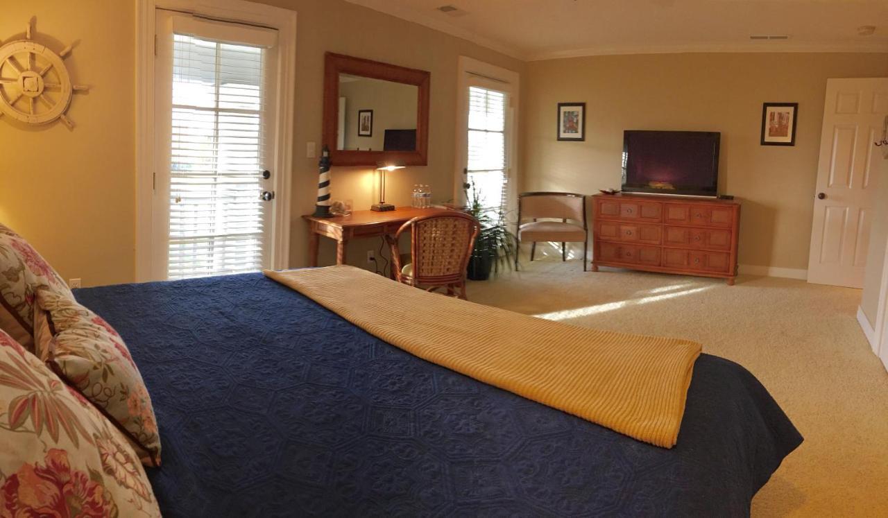 The B & B At Queenslake Midway Екстер'єр фото