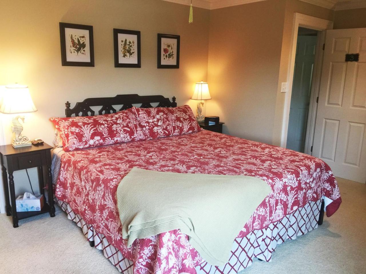 The B & B At Queenslake Midway Екстер'єр фото